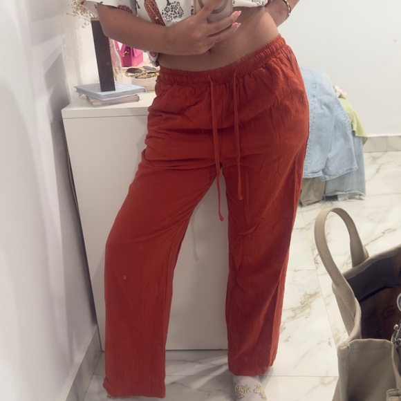Rust Wide-Leg Pants - Picture 2 of 4